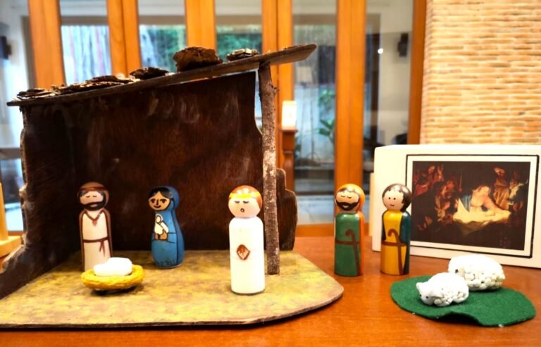 nativity diorama